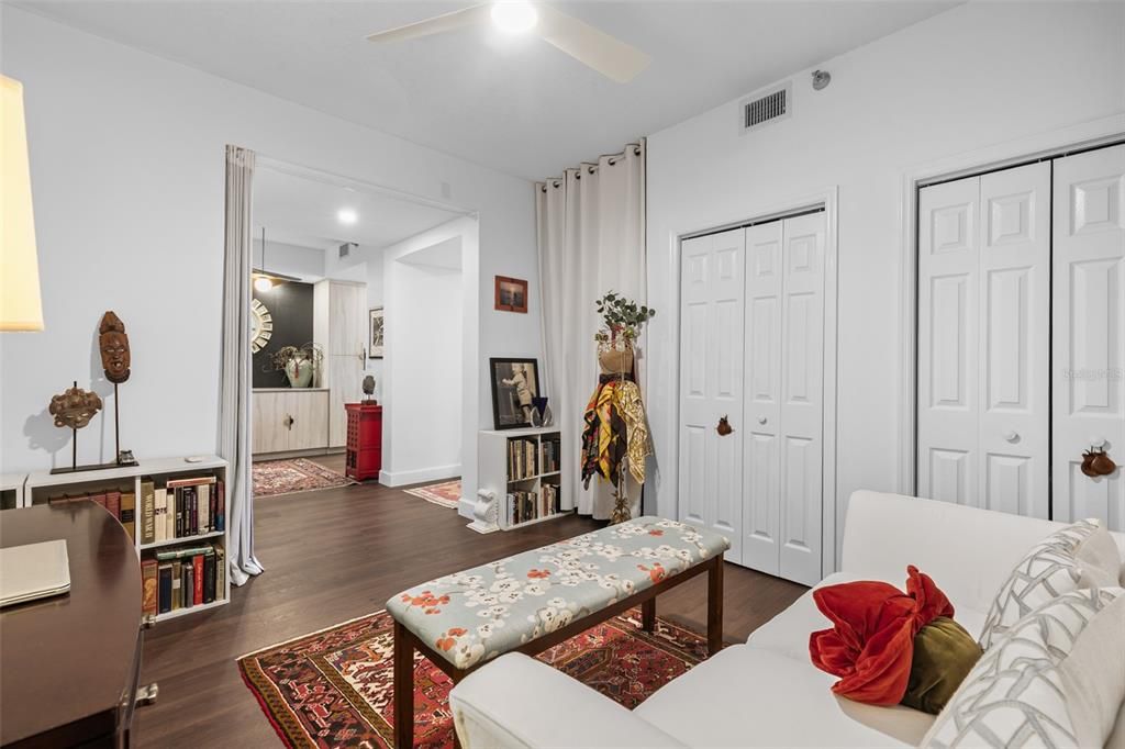 Active With Contract: $699,000 (2 beds, 2 baths, 1490 Square Feet)