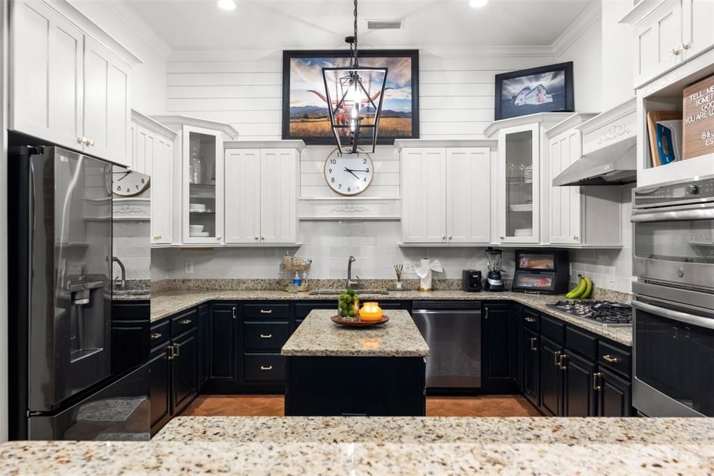 For Sale: $1,250,000 (4 beds, 3 baths, 3450 Square Feet)