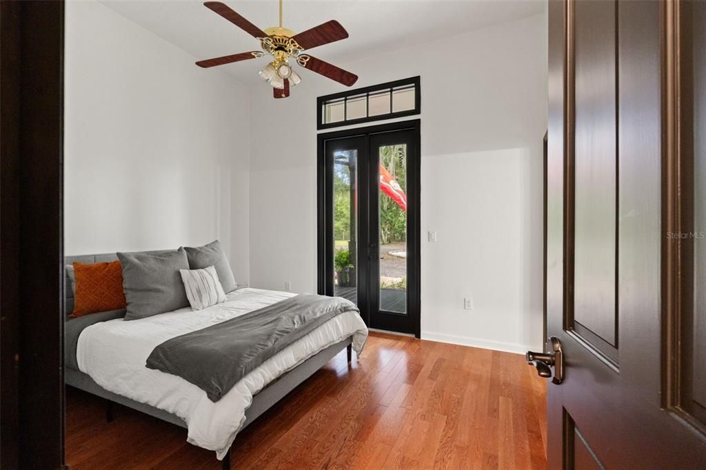 For Sale: $1,250,000 (4 beds, 3 baths, 3450 Square Feet)