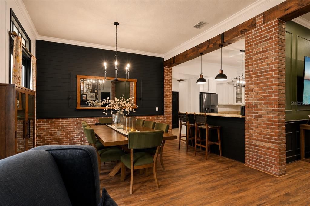 For Sale: $1,250,000 (4 beds, 3 baths, 3450 Square Feet)