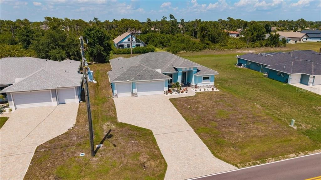 En Venta: $589,900 (3 camas, 2 baños, 2170 Pies cuadrados)