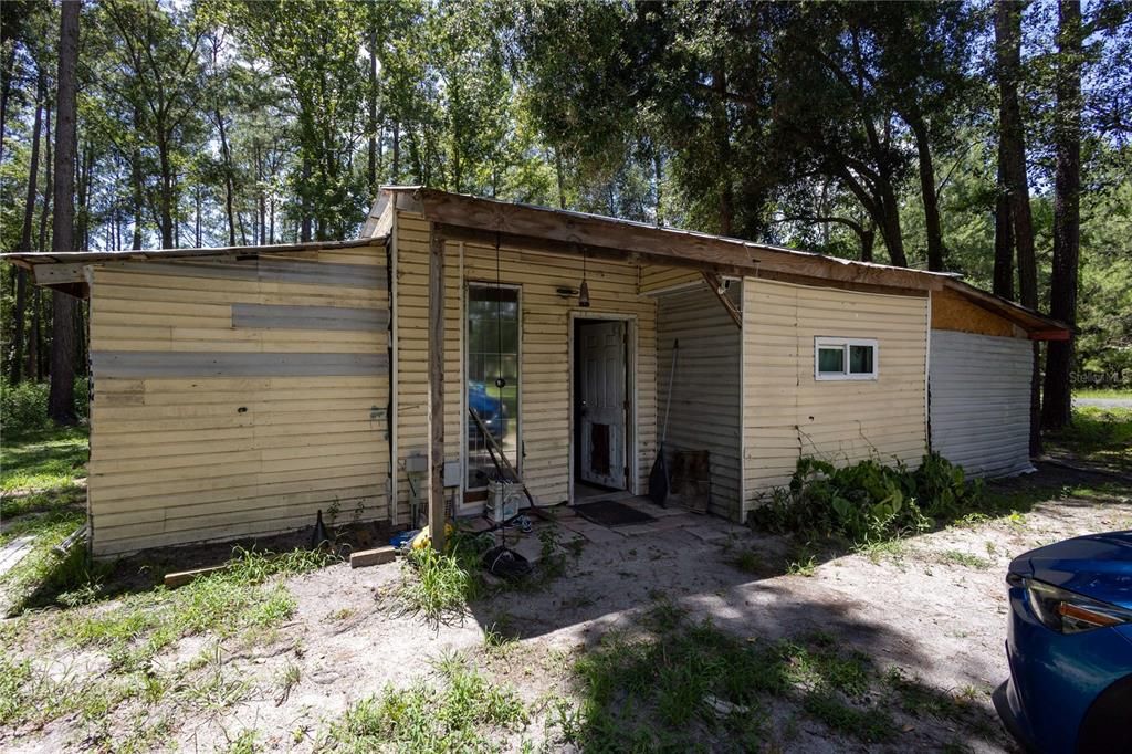На продажу: $224,999 (3.00 acres)