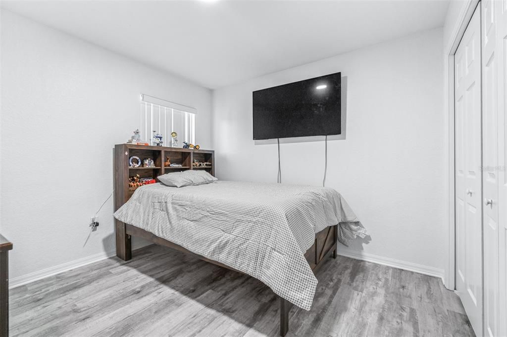 На продажу: $359,900 (4 спален, 2 ванн, 1763 Квадратных фут)
