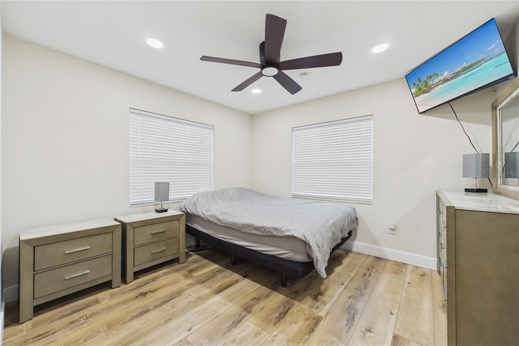 En Venta: $338,000 (2 camas, 1 baños, 1120 Pies cuadrados)