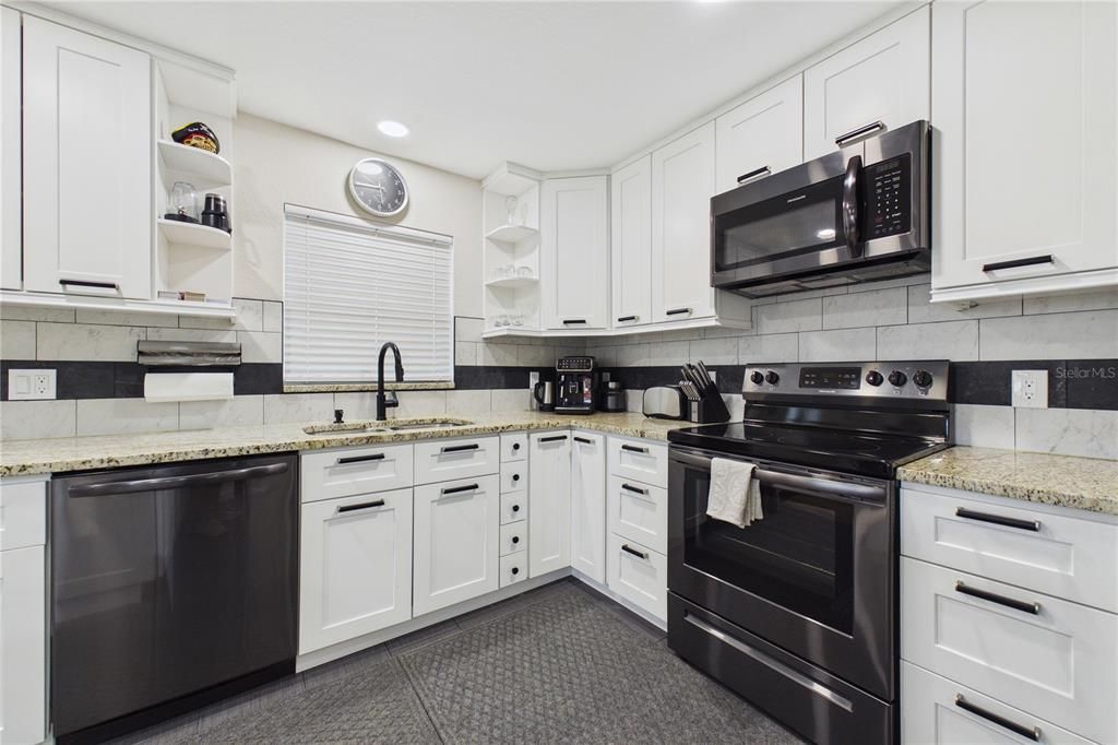 En Venta: $338,000 (2 camas, 1 baños, 1120 Pies cuadrados)