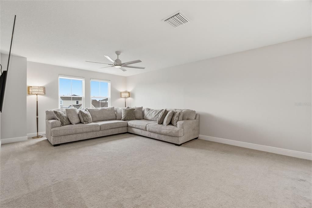 For Sale: $554,700 (5 beds, 3 baths, 3397 Square Feet)