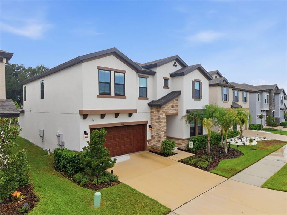 For Sale: $554,700 (5 beds, 3 baths, 3397 Square Feet)