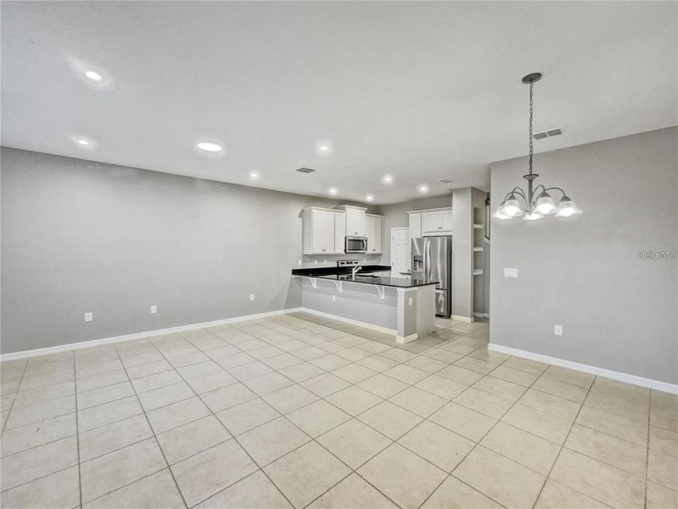 В аренду: $2,350 (3 спален, 2 ванн, 1528 Квадратных фут)