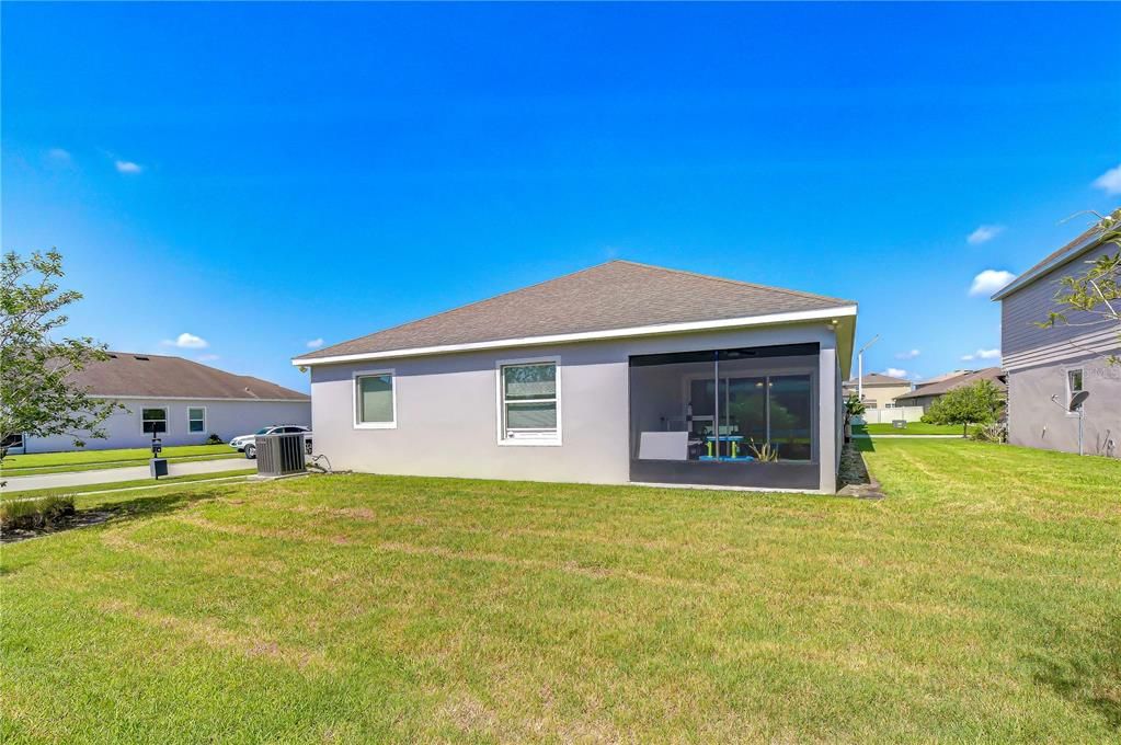 For Sale: $409,900 (3 beds, 2 baths, 1998 Square Feet)