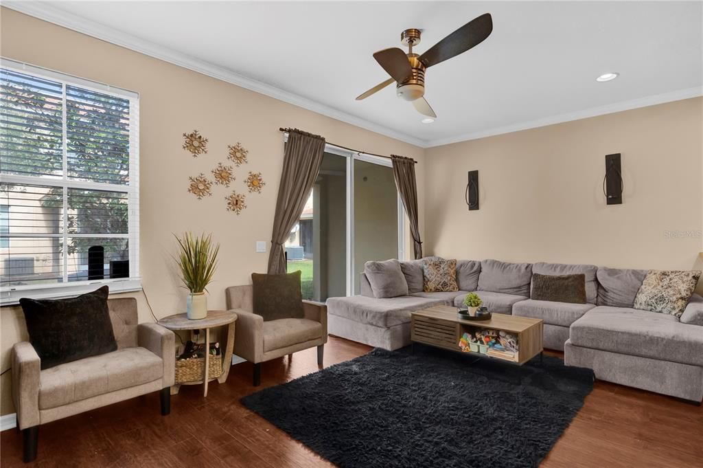 В аренду: $2,200 (3 спален, 3 ванн, 1491 Квадратных фут)