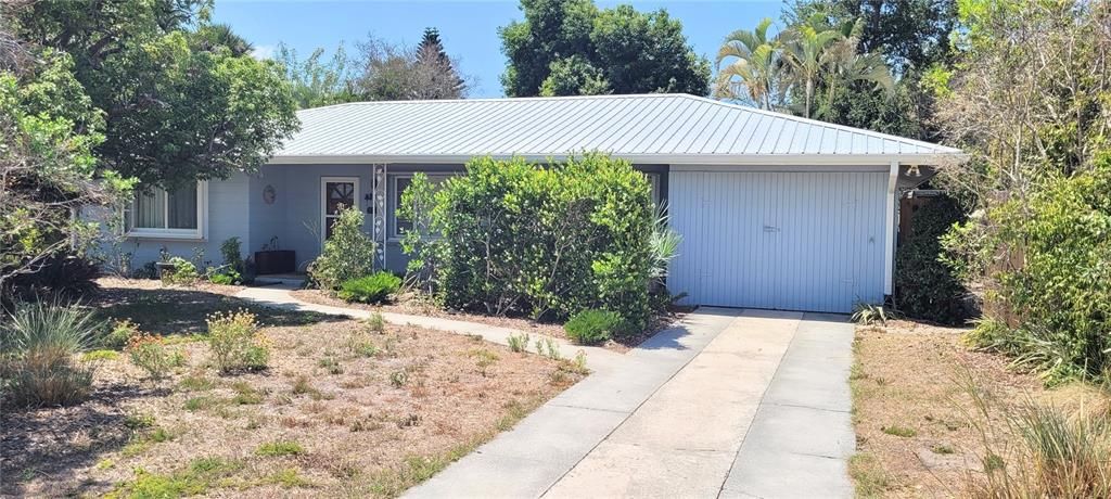 Activo con contrato: $419,900 (2 camas, 2 baños, 1070 Pies cuadrados)
