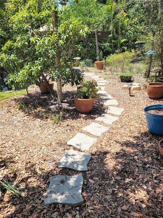 Activo con contrato: $419,900 (2 camas, 2 baños, 1070 Pies cuadrados)