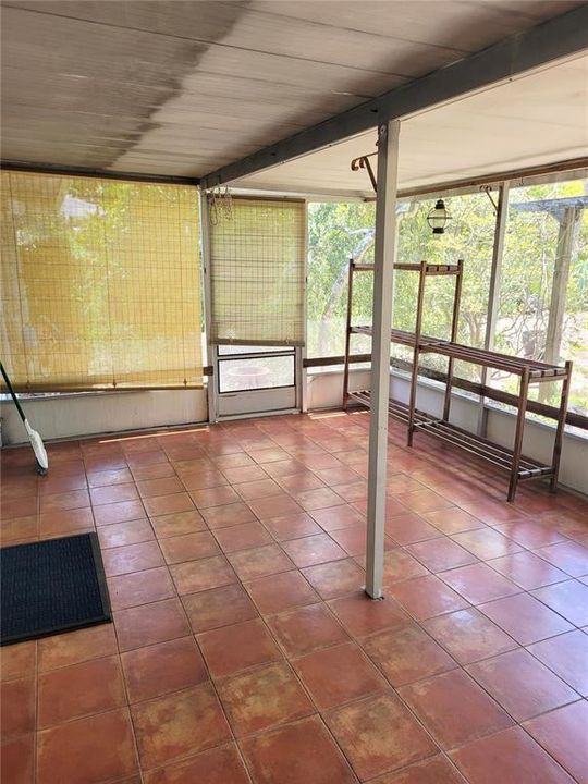 Activo con contrato: $419,900 (2 camas, 2 baños, 1070 Pies cuadrados)