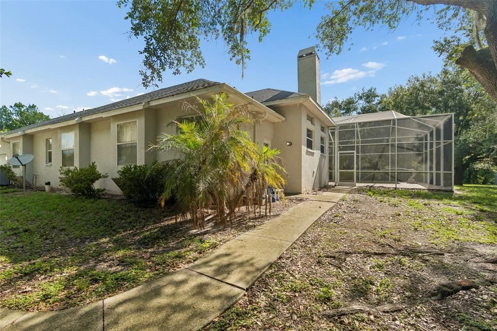 For Sale: $775,000 (4 beds, 3 baths, 2554 Square Feet)