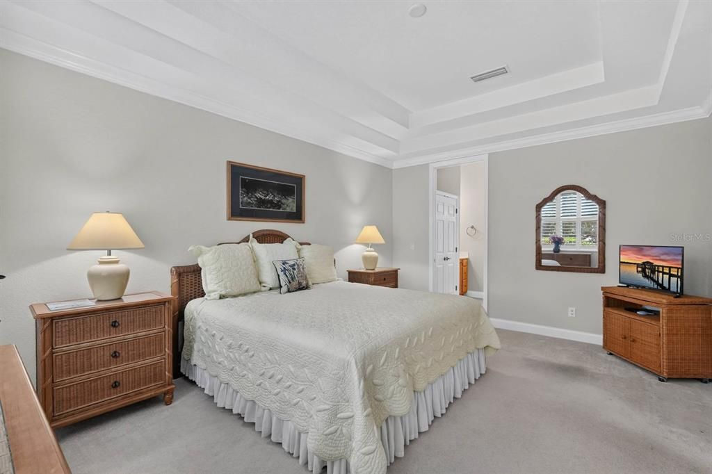 For Sale: $485,000 (3 beds, 2 baths, 1993 Square Feet)