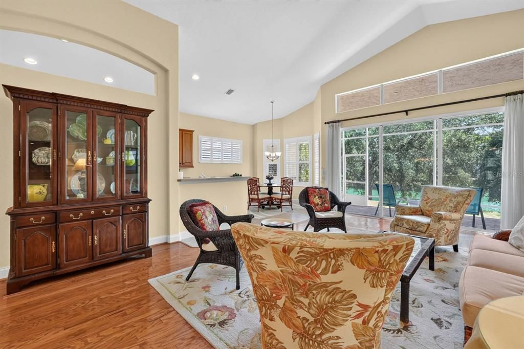 For Sale: $485,000 (3 beds, 2 baths, 1993 Square Feet)