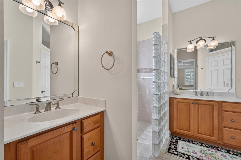For Sale: $485,000 (3 beds, 2 baths, 1993 Square Feet)