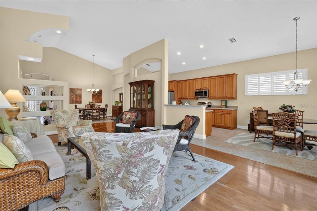 For Sale: $485,000 (3 beds, 2 baths, 1993 Square Feet)
