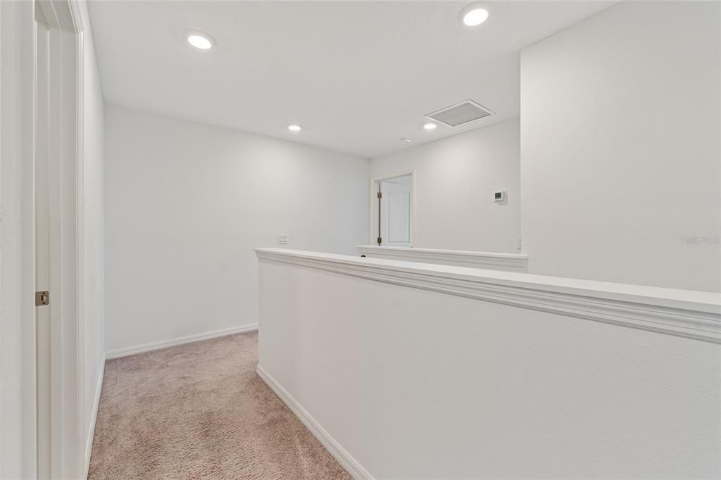 En Venta: $335,000 (3 camas, 2 baños, 2174 Pies cuadrados)
