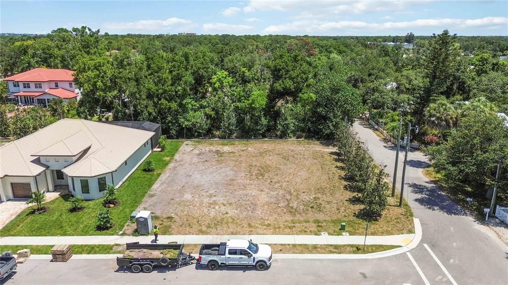 For Sale: $825,000 (0.24 acres)