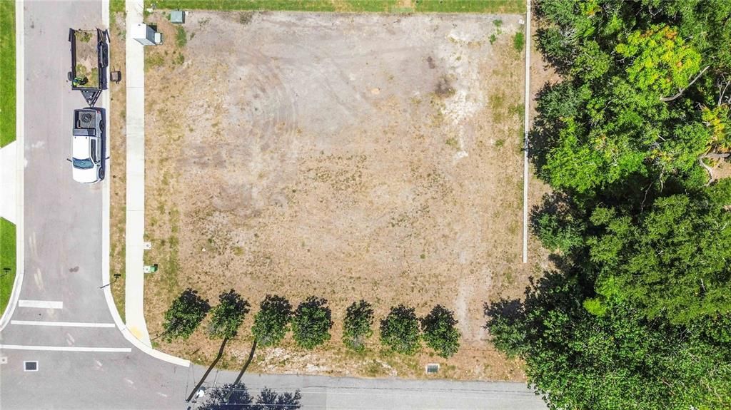 For Sale: $825,000 (0.24 acres)