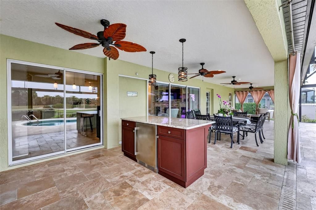 For Sale: $800,000 (3 beds, 2 baths, 2000 Square Feet)
