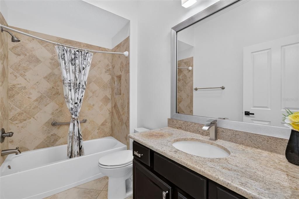 For Sale: $800,000 (3 beds, 2 baths, 2000 Square Feet)
