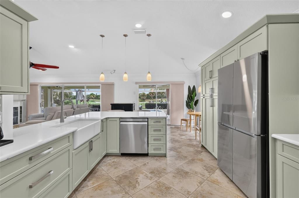 For Sale: $800,000 (3 beds, 2 baths, 2000 Square Feet)