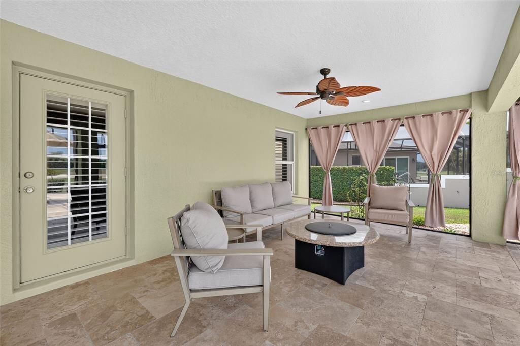 For Sale: $800,000 (3 beds, 2 baths, 2000 Square Feet)
