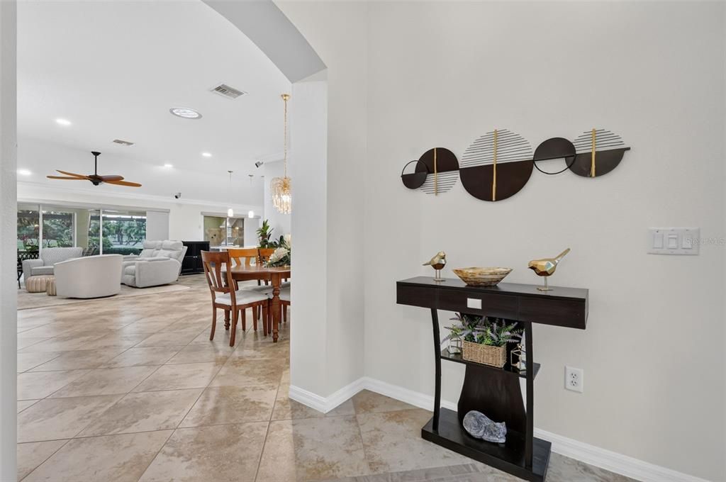 For Sale: $800,000 (3 beds, 2 baths, 2000 Square Feet)