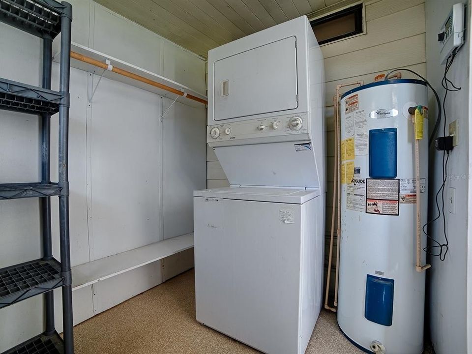 На продажу: $155,000 (2 спален, 2 ванн, 768 Квадратных фут)