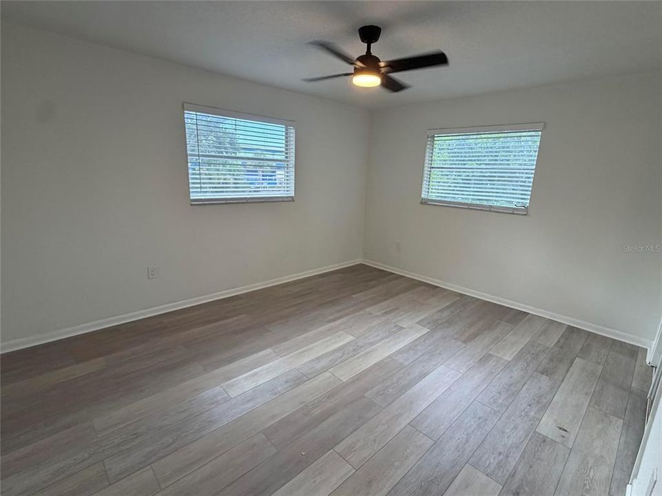 For Rent: $1,775 (2 beds, 1 baths, 800 Square Feet)