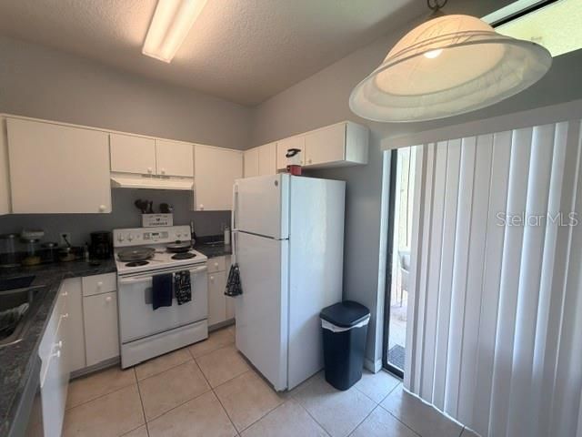 For Sale: $210,000 (2 beds, 2 baths, 1343 Square Feet)