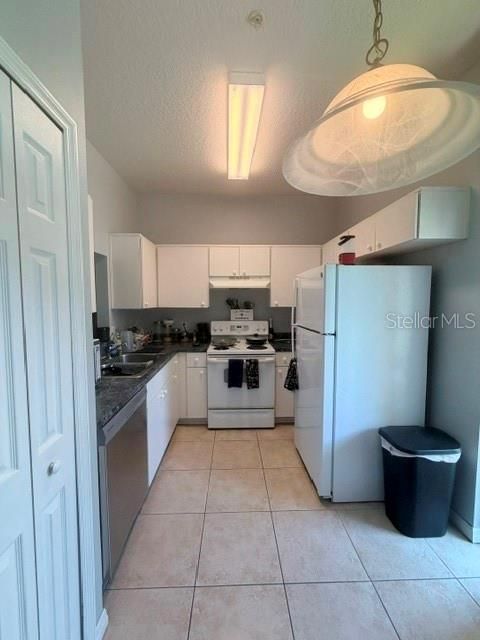 For Sale: $210,000 (2 beds, 2 baths, 1343 Square Feet)