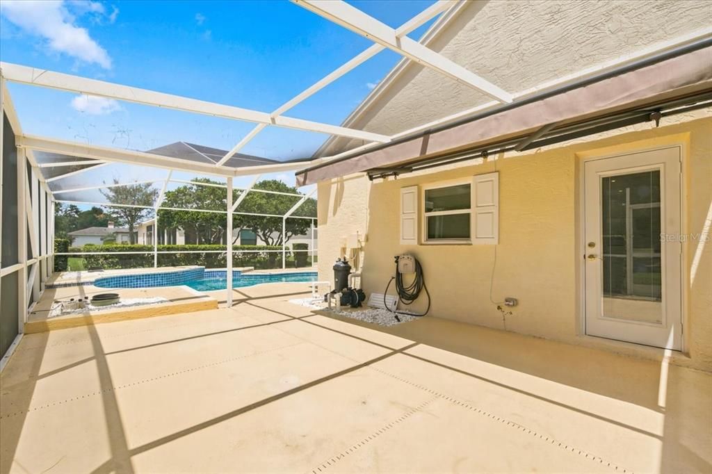En Venta: $477,750 (4 camas, 3 baños, 2620 Pies cuadrados)