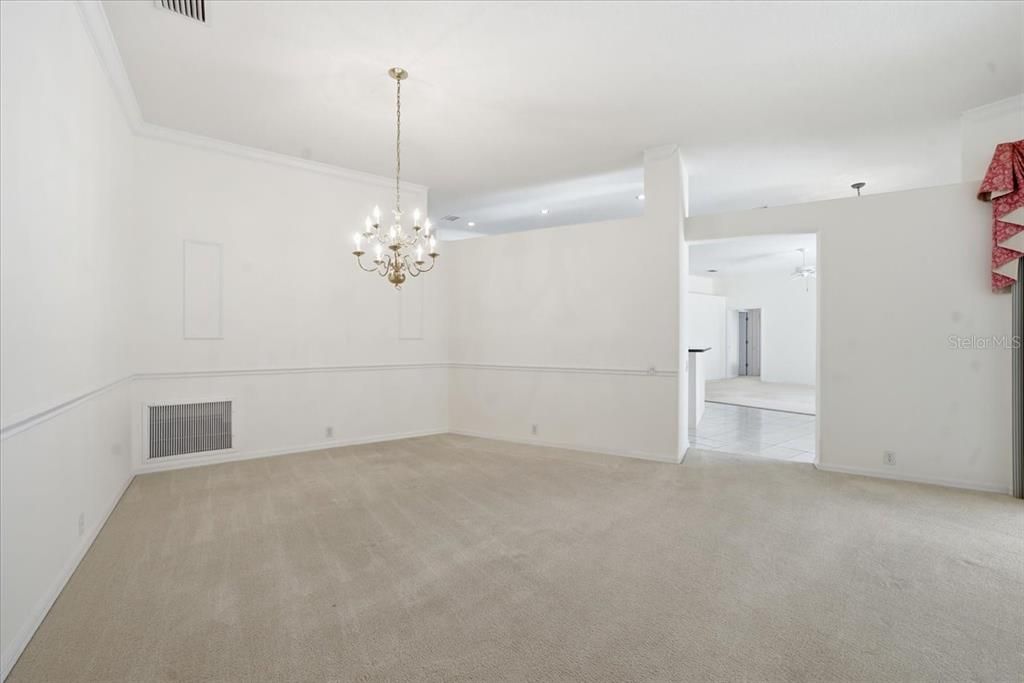 En Venta: $477,750 (4 camas, 3 baños, 2620 Pies cuadrados)