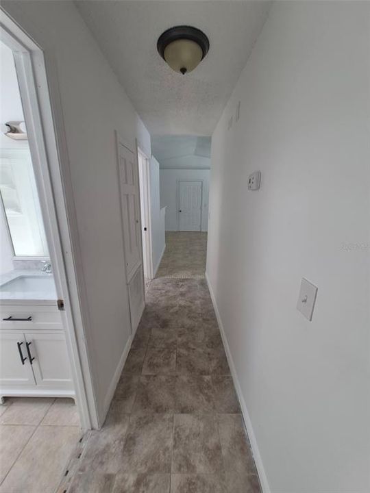 En Venta: $239,900 (3 camas, 2 baños, 960 Pies cuadrados)