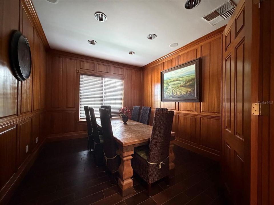 На продажу: $175,000 (1 спален, 1 ванн, 599 Квадратных фут)