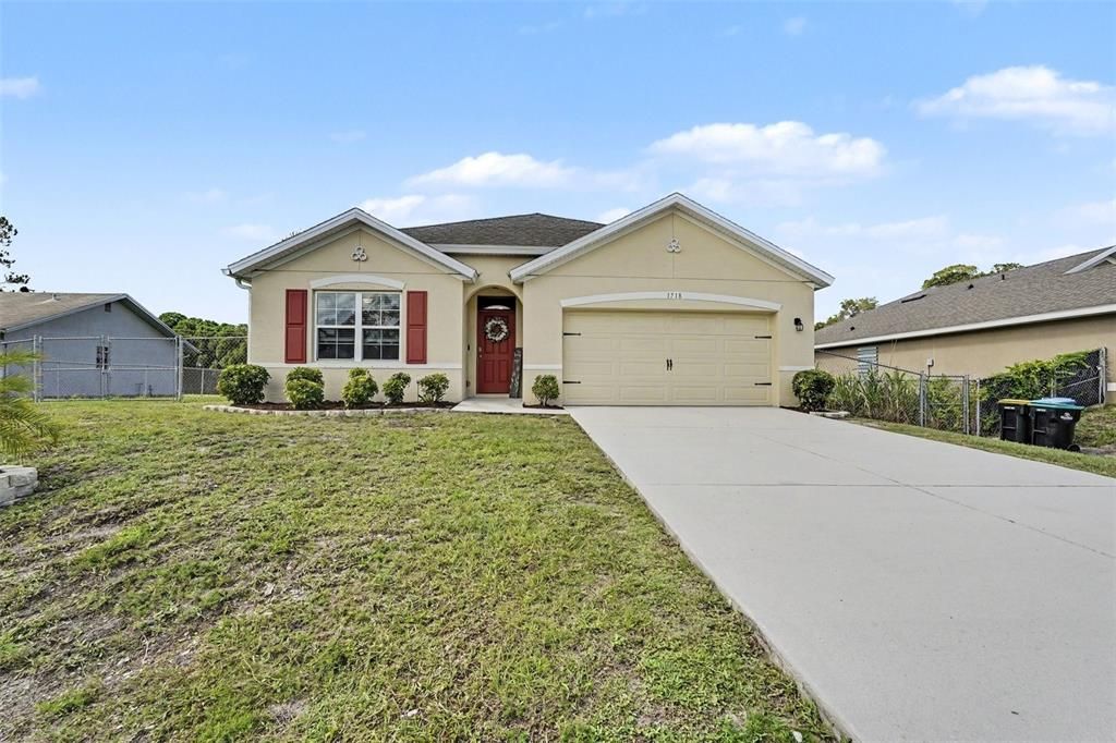 For Sale: $345,000 (4 beds, 2 baths, 1830 Square Feet)