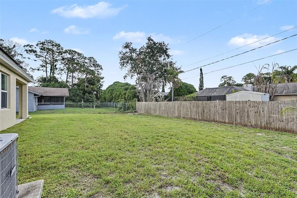 For Sale: $345,000 (4 beds, 2 baths, 1830 Square Feet)