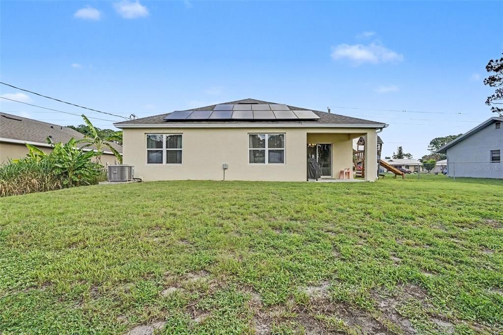 For Sale: $345,000 (4 beds, 2 baths, 1830 Square Feet)