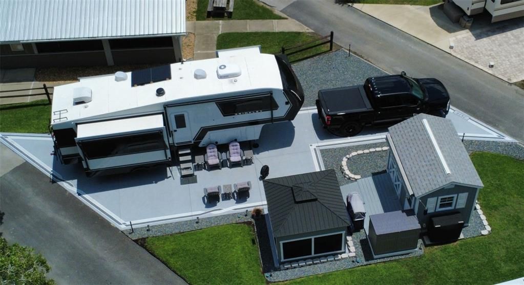 На продажу: $89,900 (0.07 acres)