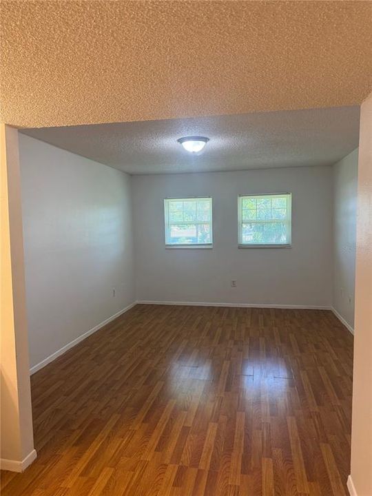 En Renta: $1,600 (4 camas, 2 baños, 1178 Pies cuadrados)