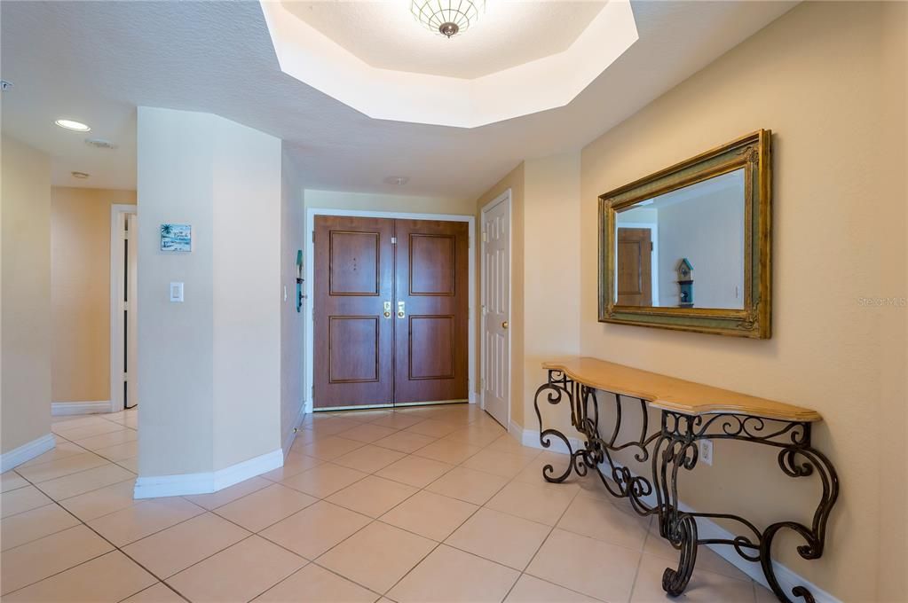 En Venta: $1,900,000 (3 camas, 3 baños, 2521 Pies cuadrados)