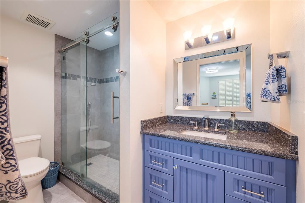 En Venta: $1,900,000 (3 camas, 3 baños, 2521 Pies cuadrados)