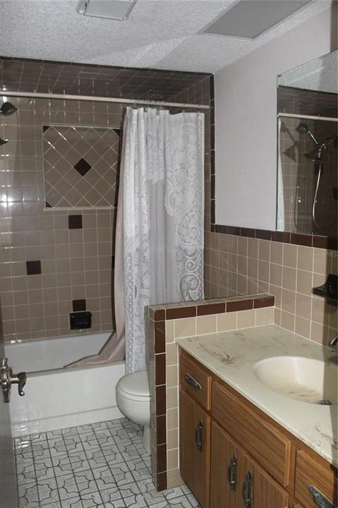 En Venta: $249,900 (3 camas, 2 baños, 1788 Pies cuadrados)