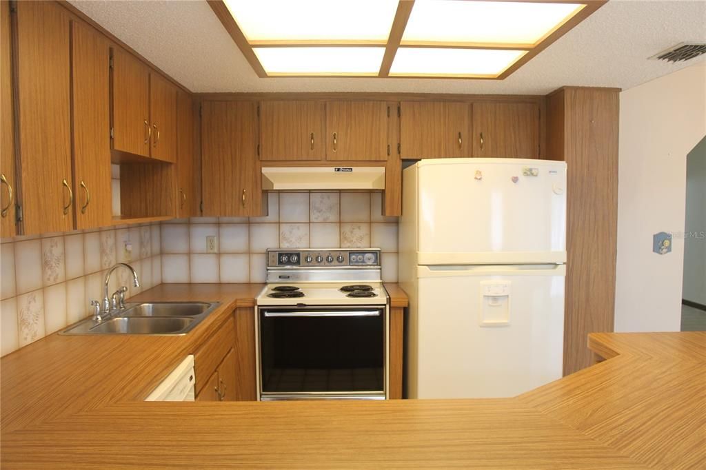 En Venta: $249,900 (3 camas, 2 baños, 1788 Pies cuadrados)