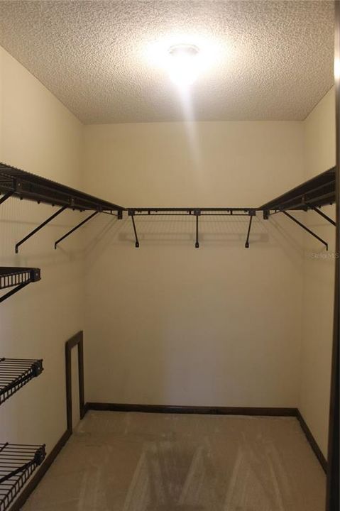 En Venta: $249,900 (3 camas, 2 baños, 1788 Pies cuadrados)