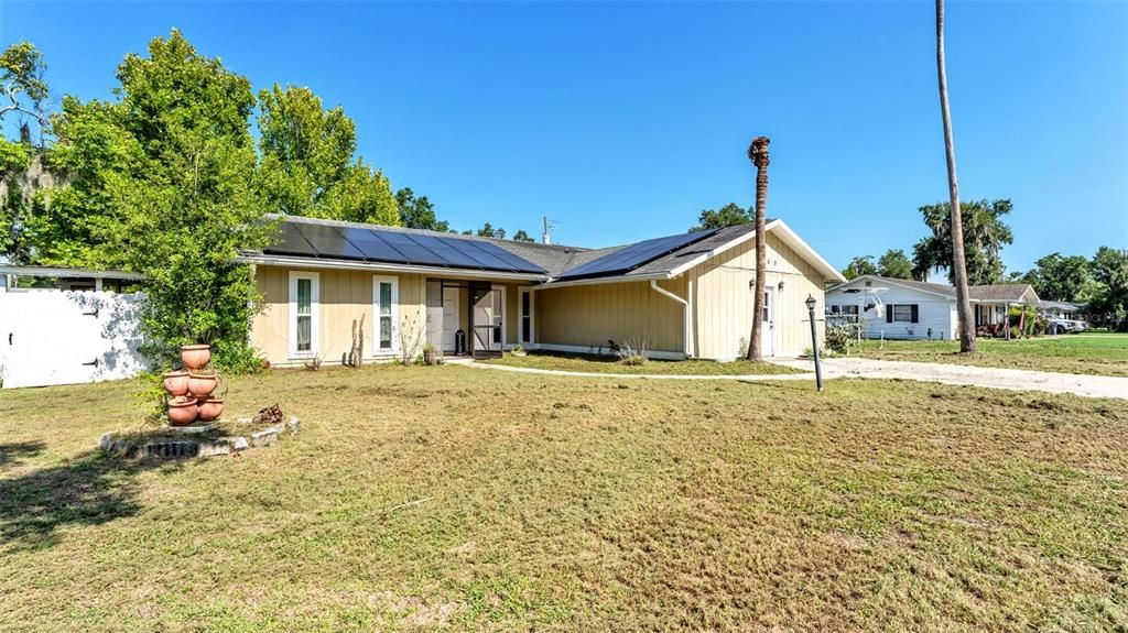 На продажу: $430,000 (3 спален, 2 ванн, 1955 Квадратных фут)