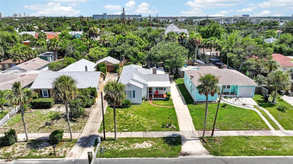 En Venta: $369,000 (3 camas, 2 baños, 1586 Pies cuadrados)